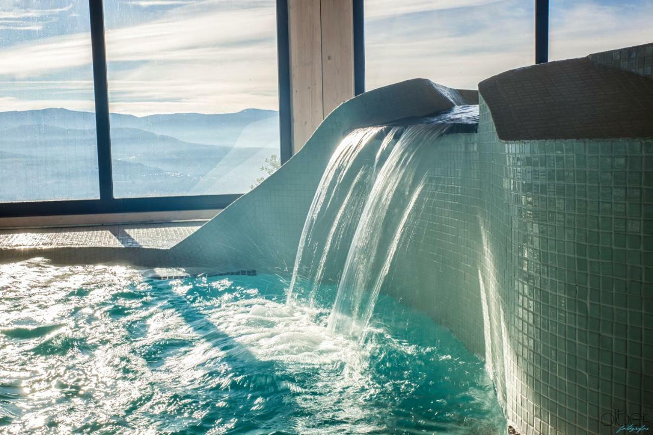 The Rock Suites & Spa Congosto Esterno foto