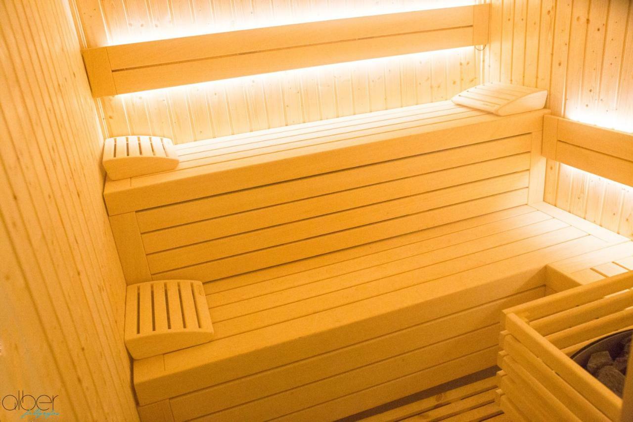The Rock Suites & Spa Congosto Esterno foto